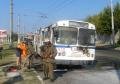 11 серпня у Херсоні гасили тролейбус (фото kherson-kherson.co)